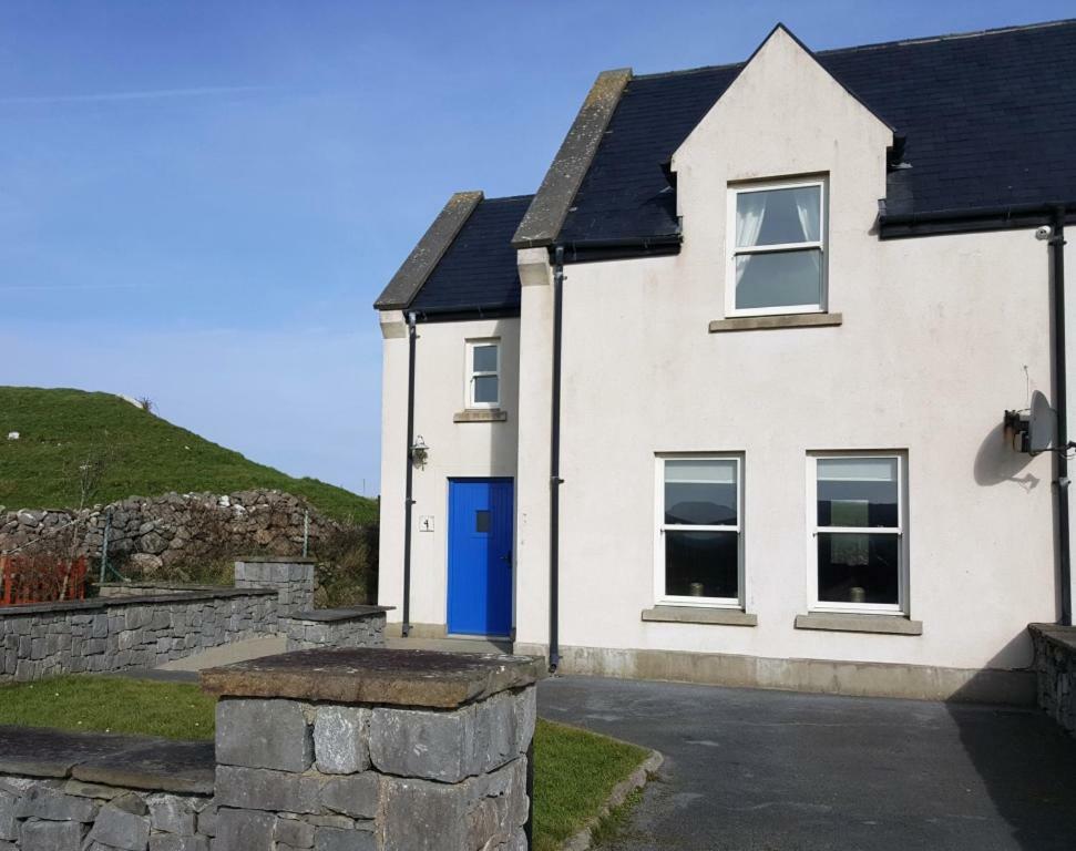 Villa Doolin Court Exterior foto